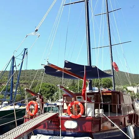 Botel Felix Bodrum Yelkenli Tekne Bitez